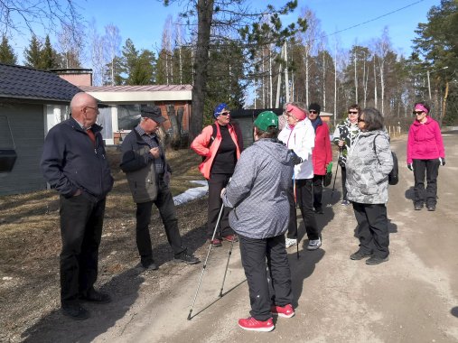 Pielaveden Penkkipolku soveltuu kaikenlaisille liikkujille