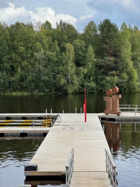 Ulkouiminen voi kasvattaa muutakin kuin uimataitoa