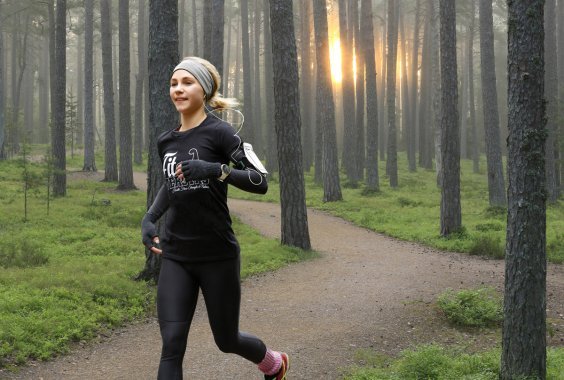 Reipas liikkuminen nuoruudessa ehkäisee ylipainoa